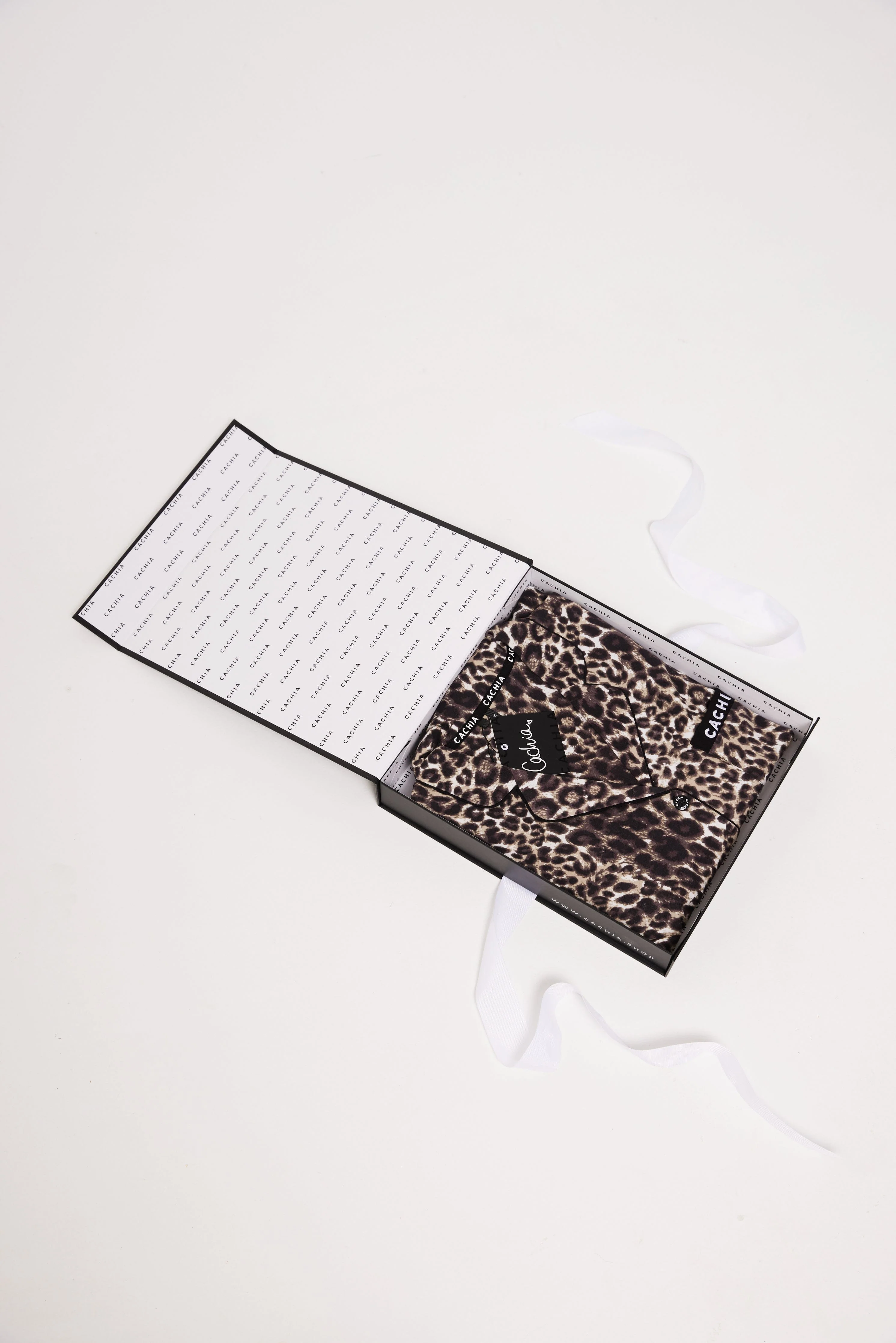 Cachia Signature Gift Box - Image 4