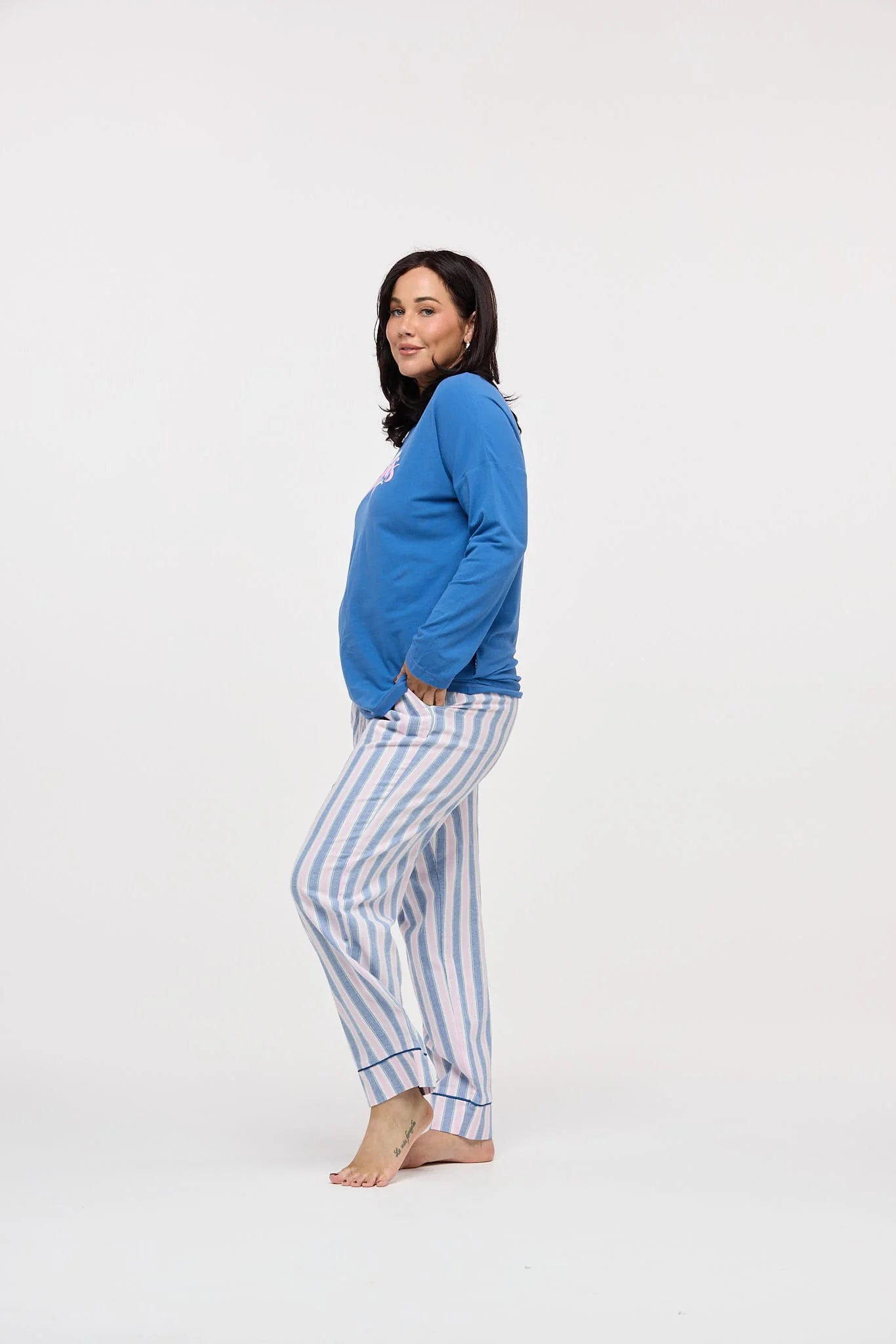 Good Night Gorgeous Women's PJ Set - Image 6